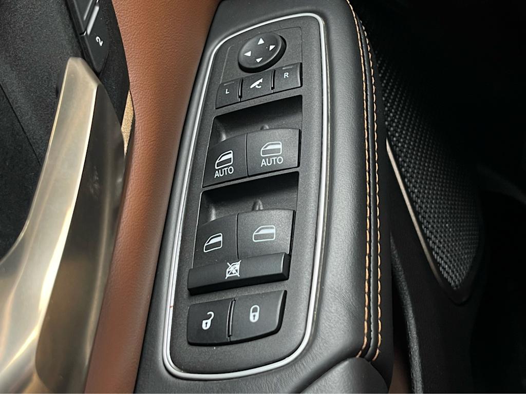 2023 RAM 1500 Longhorn 23