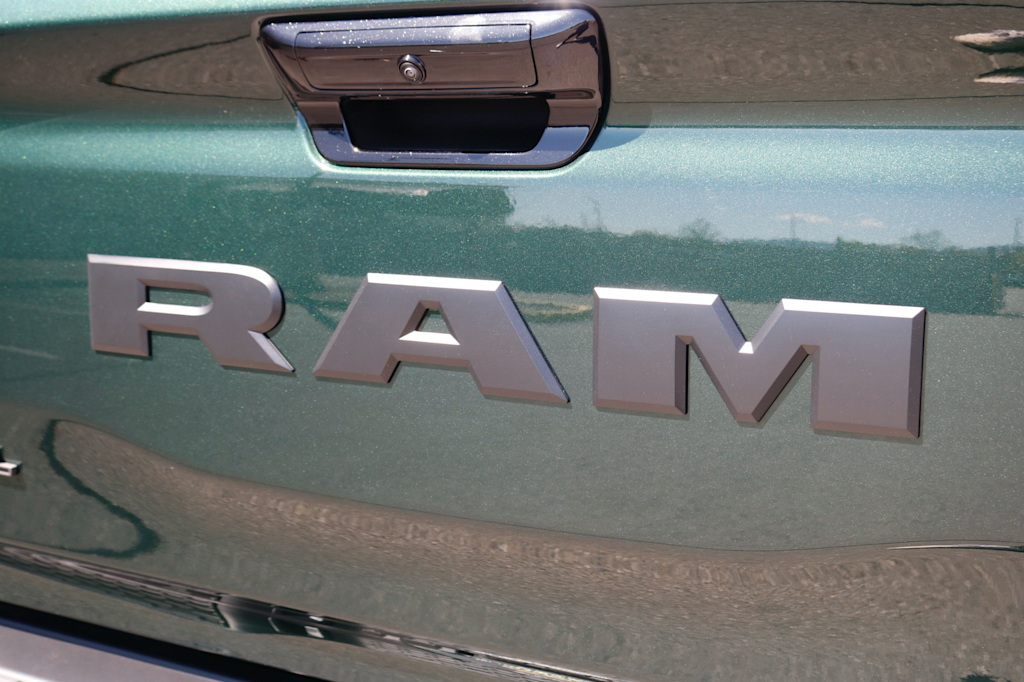 Thumbnail: 2026 RAM 1500 - 19