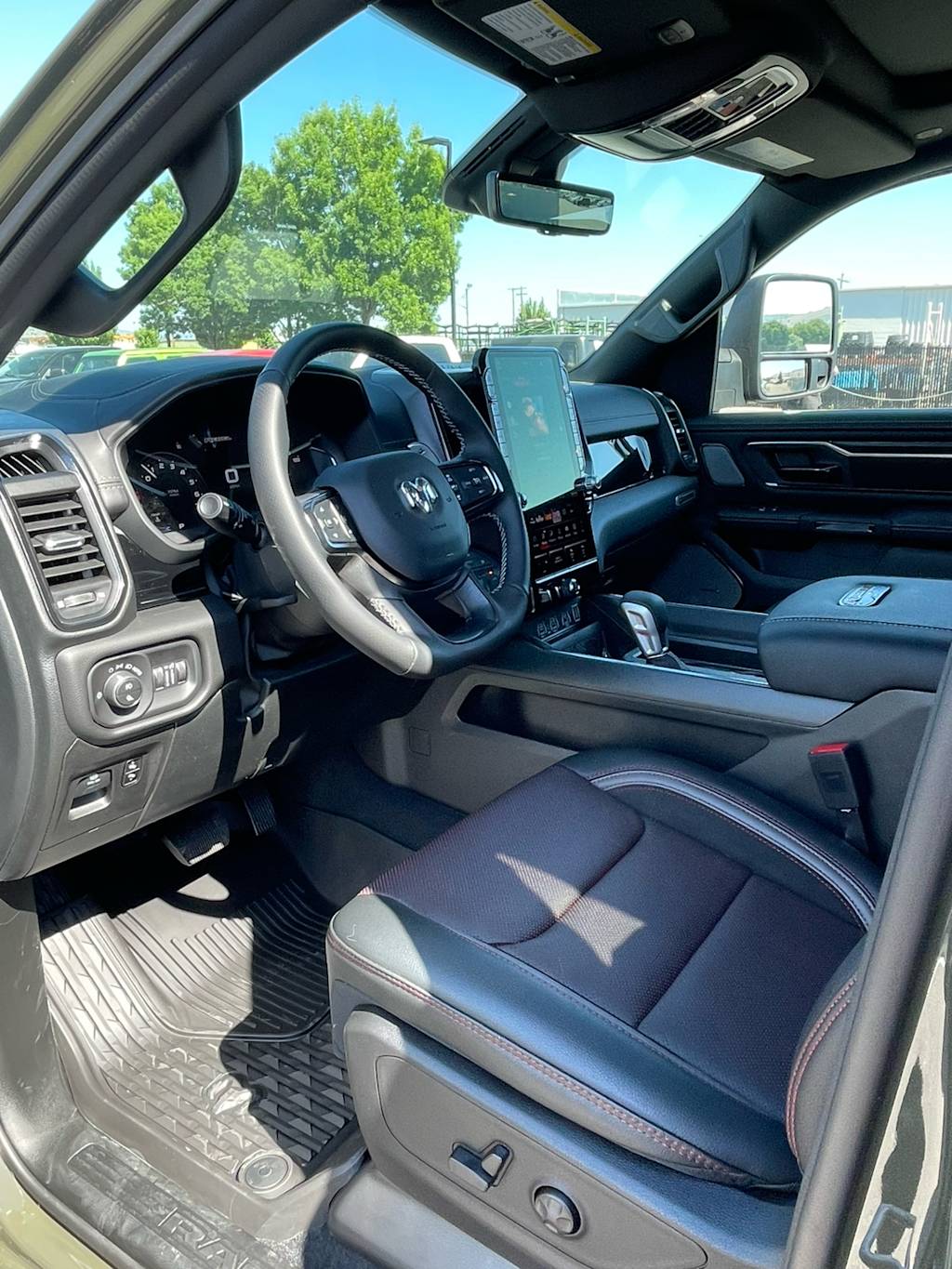 Thumbnail: 2026 RAM 1500 - 2
