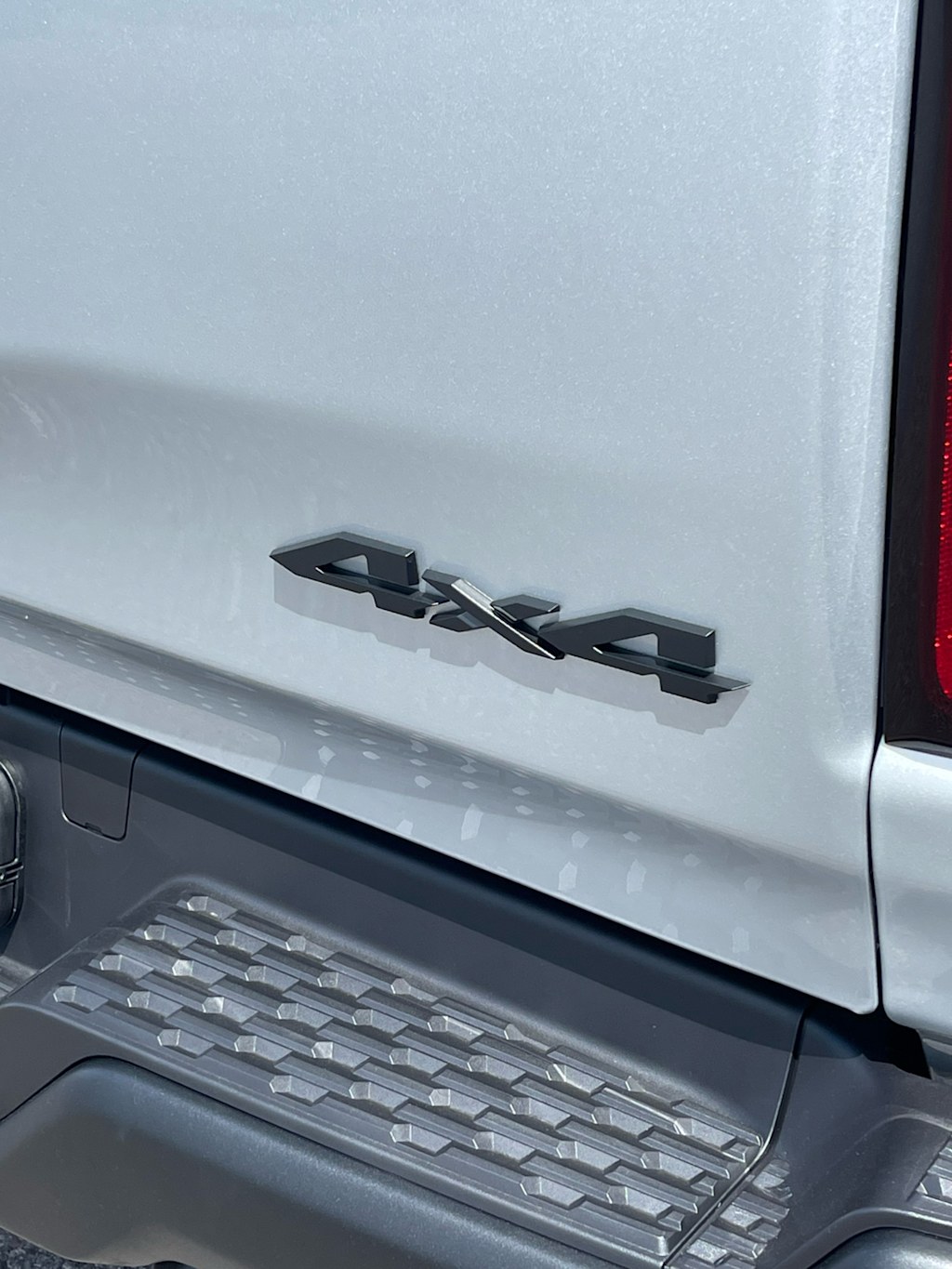Thumbnail: 2026 RAM 1500 - 15