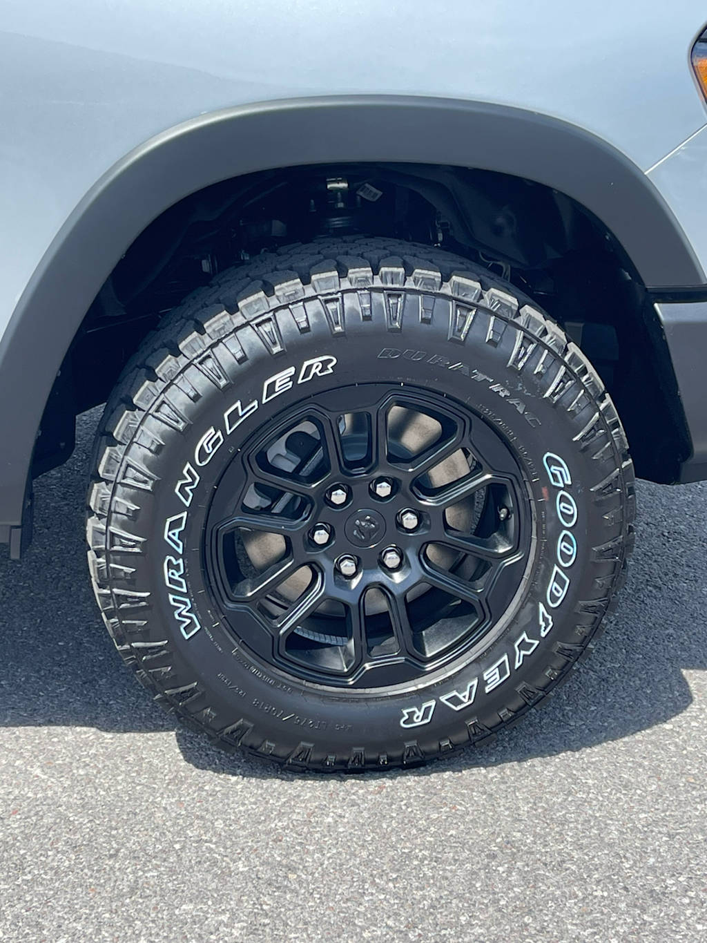 Thumbnail: 2026 RAM 1500 - 7