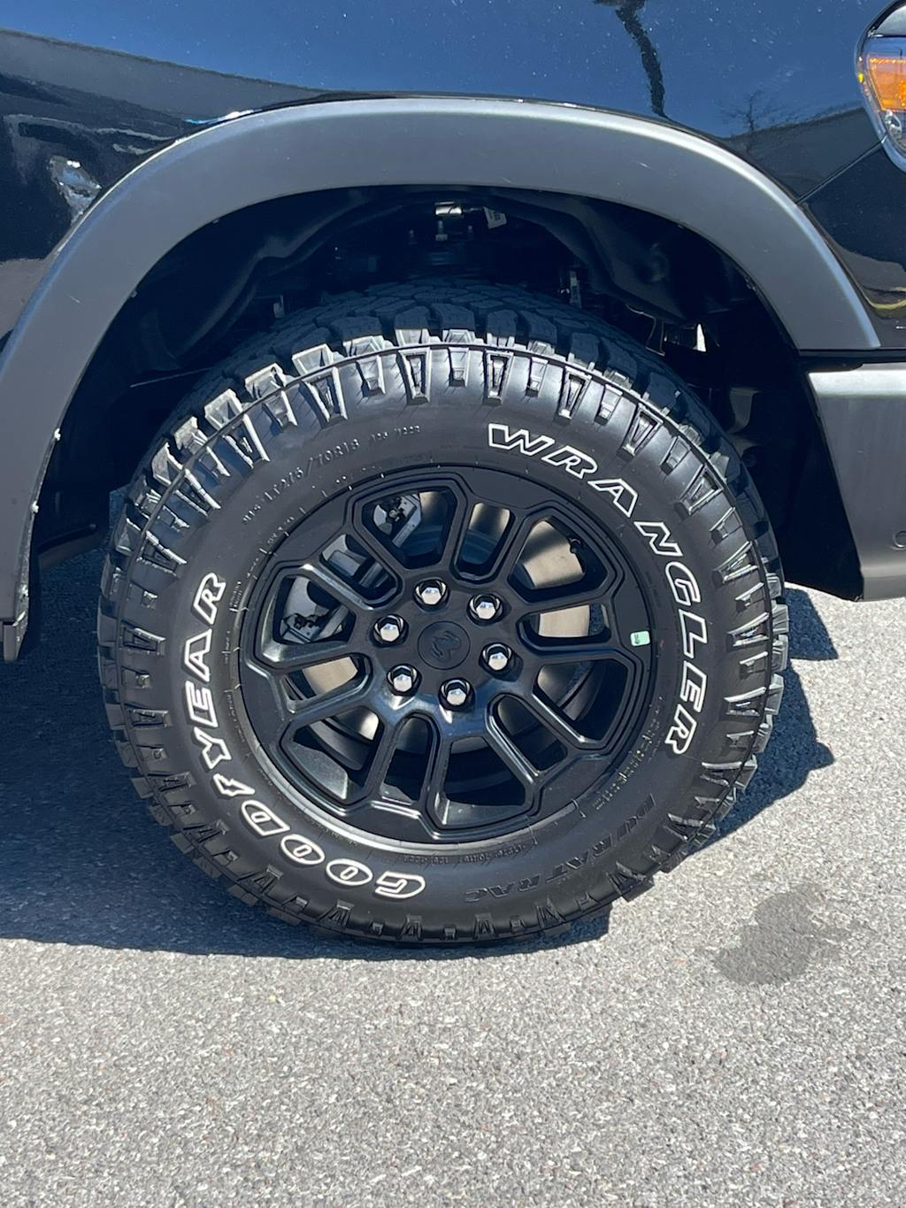 Thumbnail: 2026 RAM 1500 - 7