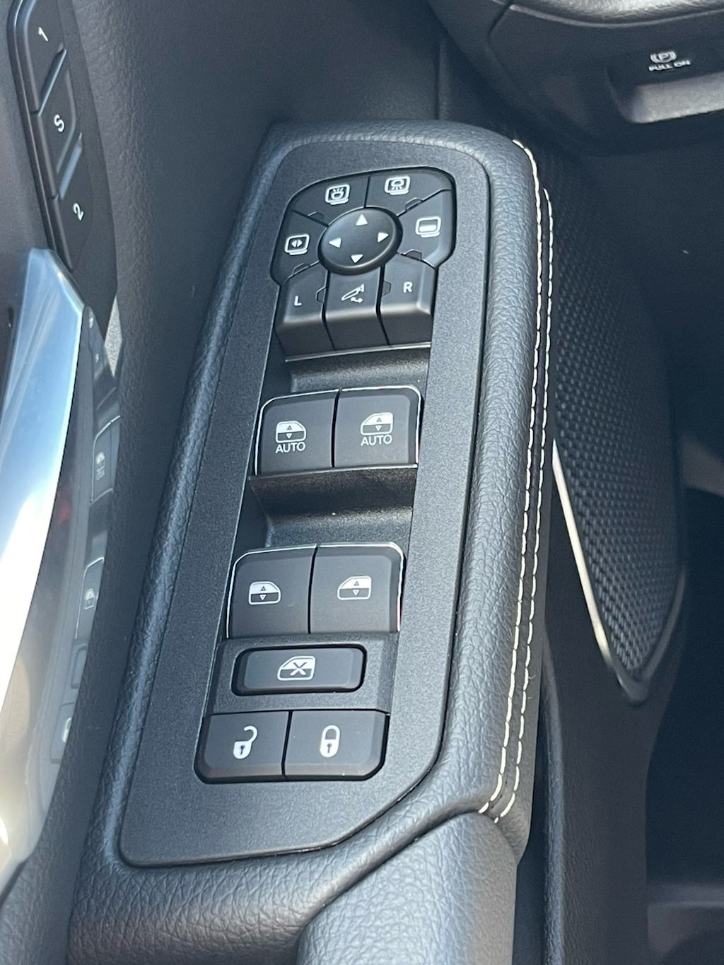 Thumbnail: 2026 RAM 1500 - 23