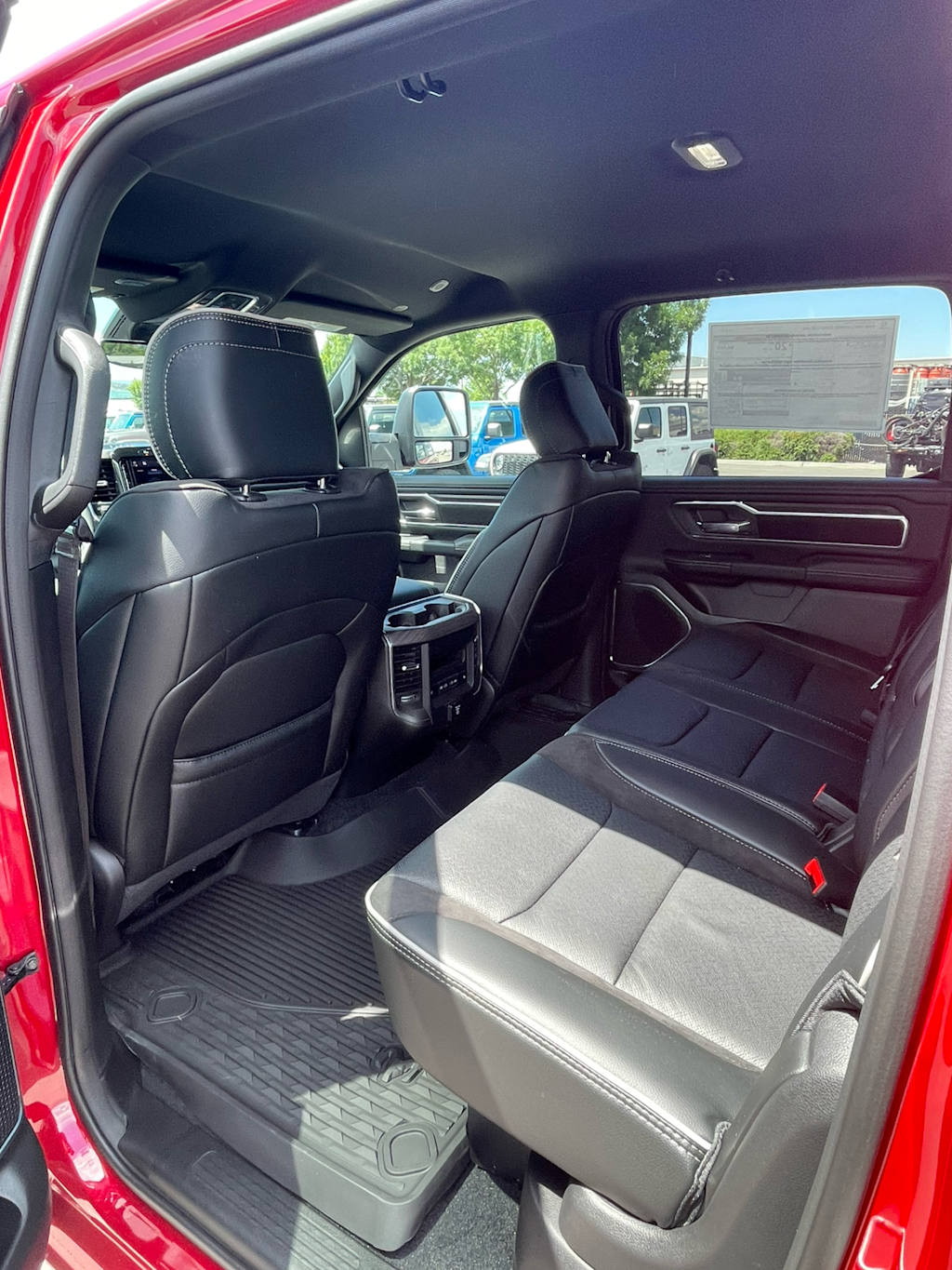 Thumbnail: 2026 RAM 1500 - 27