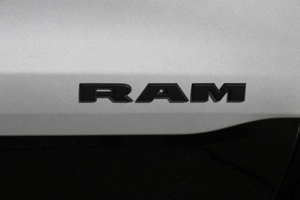 Thumbnail: 2026 RAM 1500 - 18
