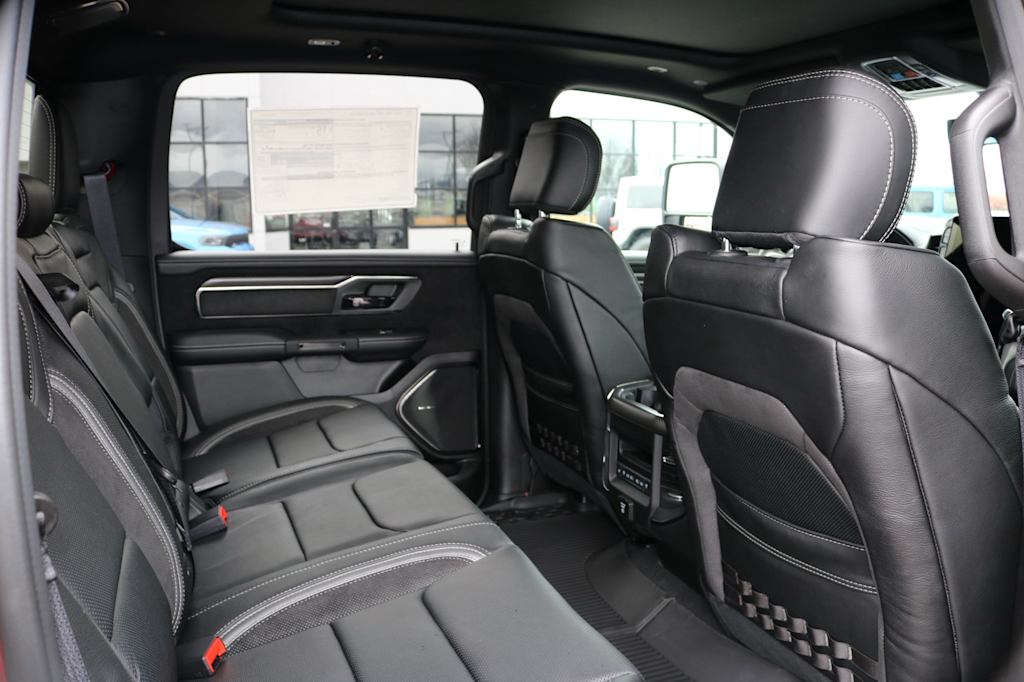 Thumbnail: 2026 RAM 1500 - 9