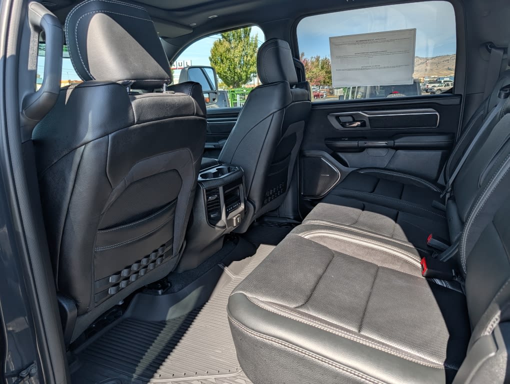 Thumbnail: 2026 RAM 1500 - 28