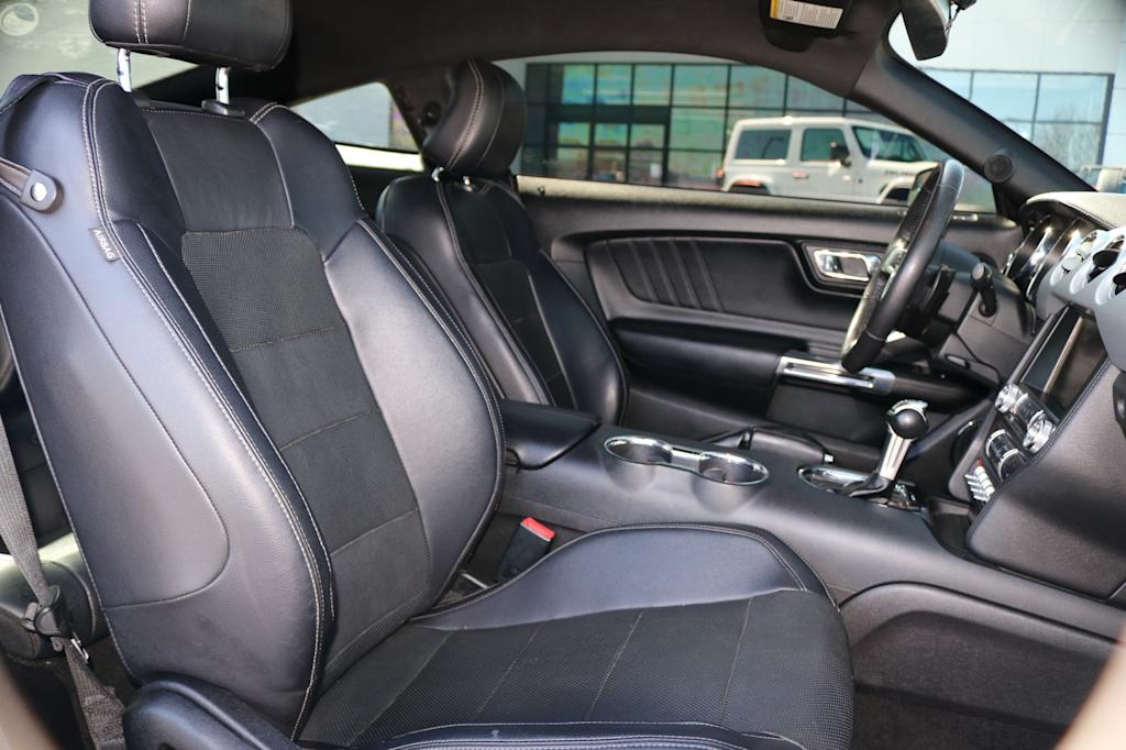 Thumbnail: 2015 Ford Mustang - 8