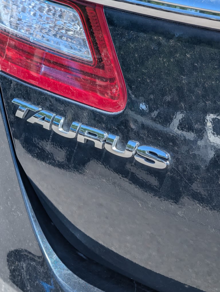 Thumbnail: 2015 Ford Taurus - 6