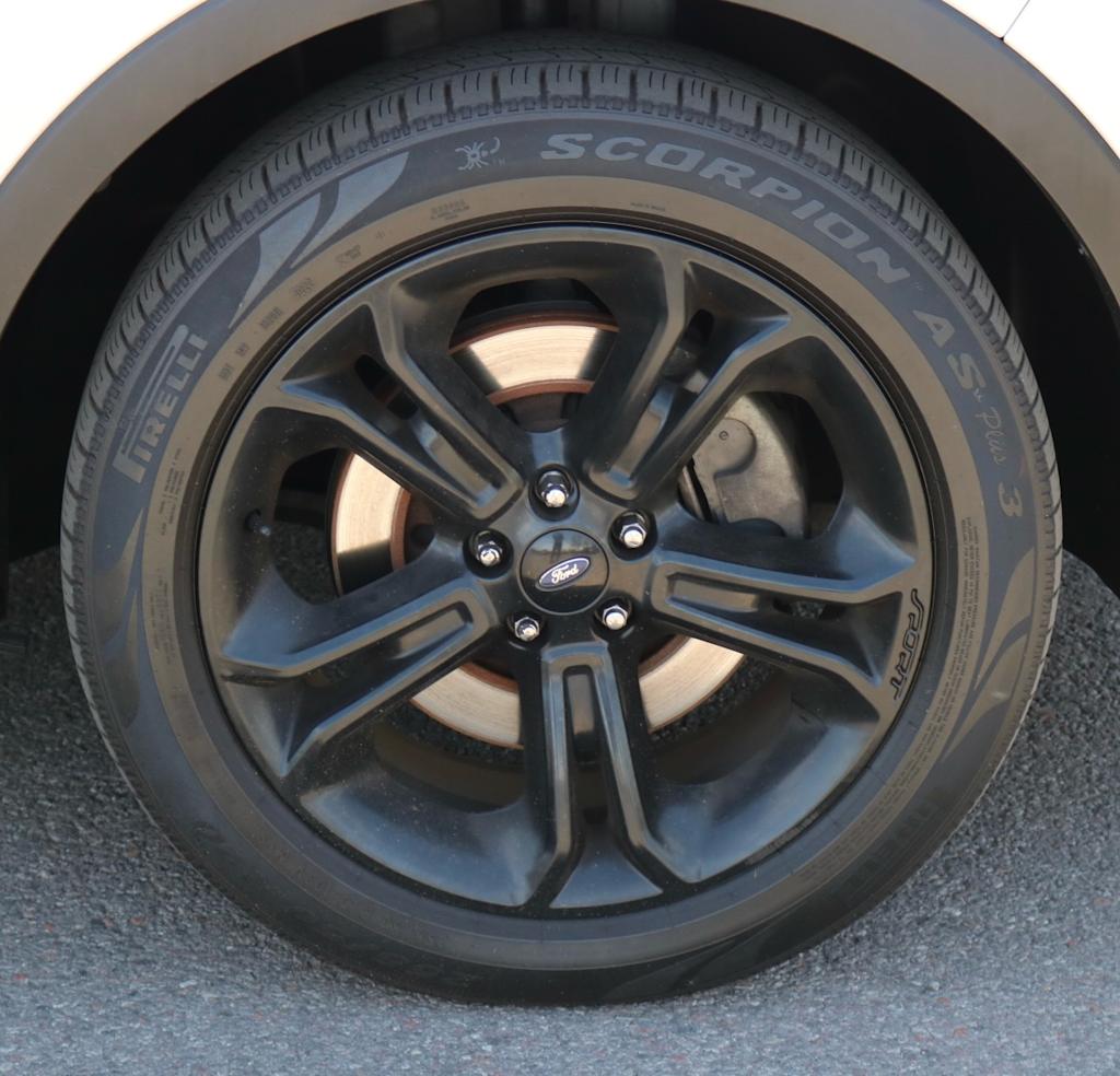 Thumbnail: 2015 Ford Explorer - 6