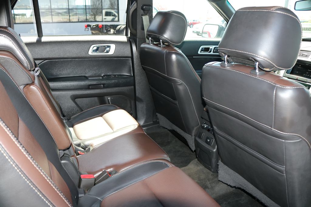 Thumbnail: 2015 Ford Explorer - 10