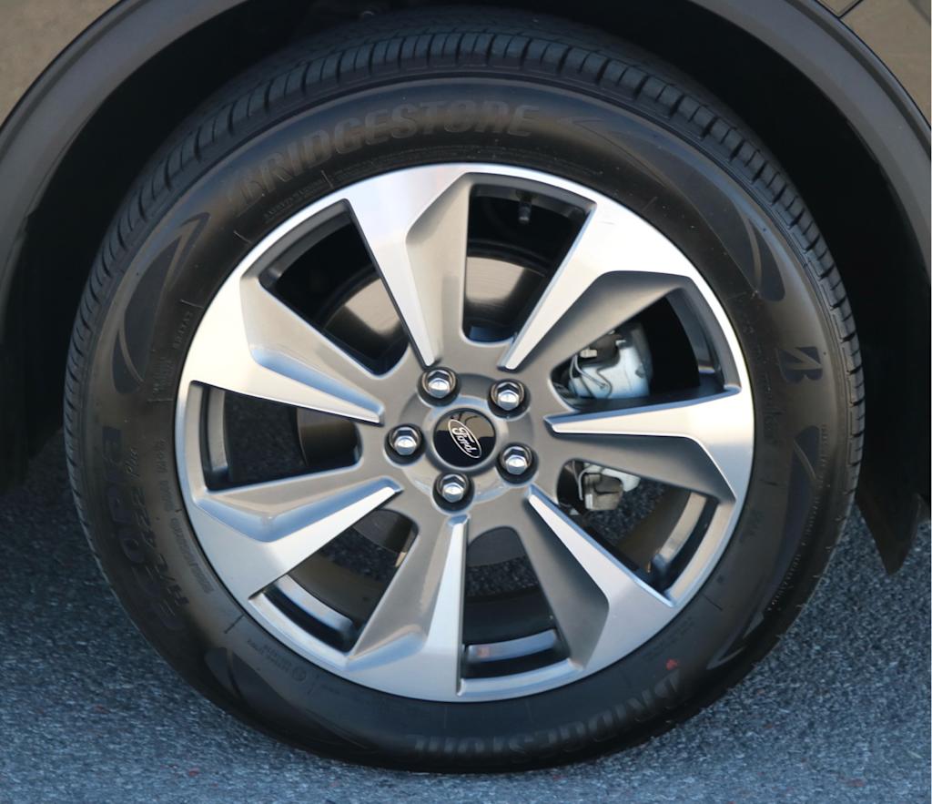 Thumbnail: 2025 Ford Escape - 7