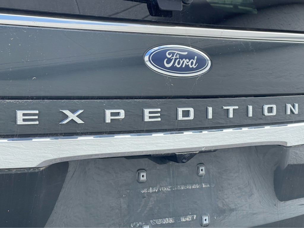 2022 Ford Expedition Limited 10