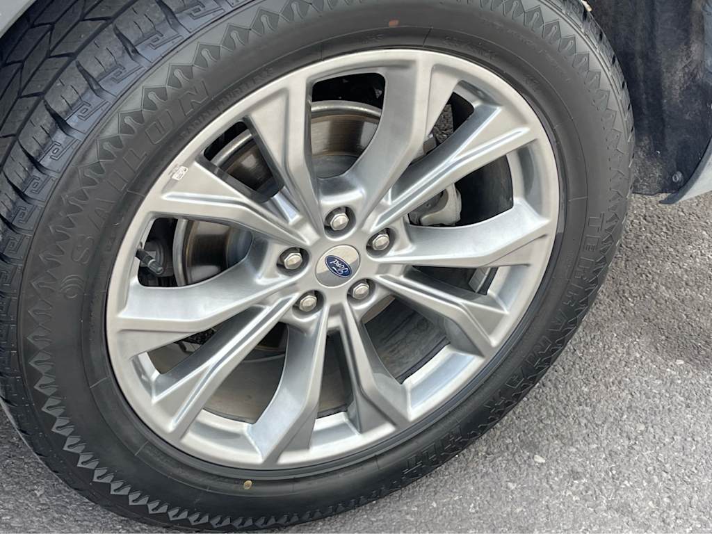 2022 Ford Explorer Limited 7
