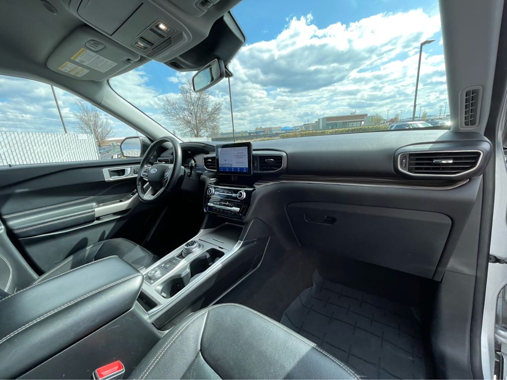 2022 Ford Explorer Limited 13