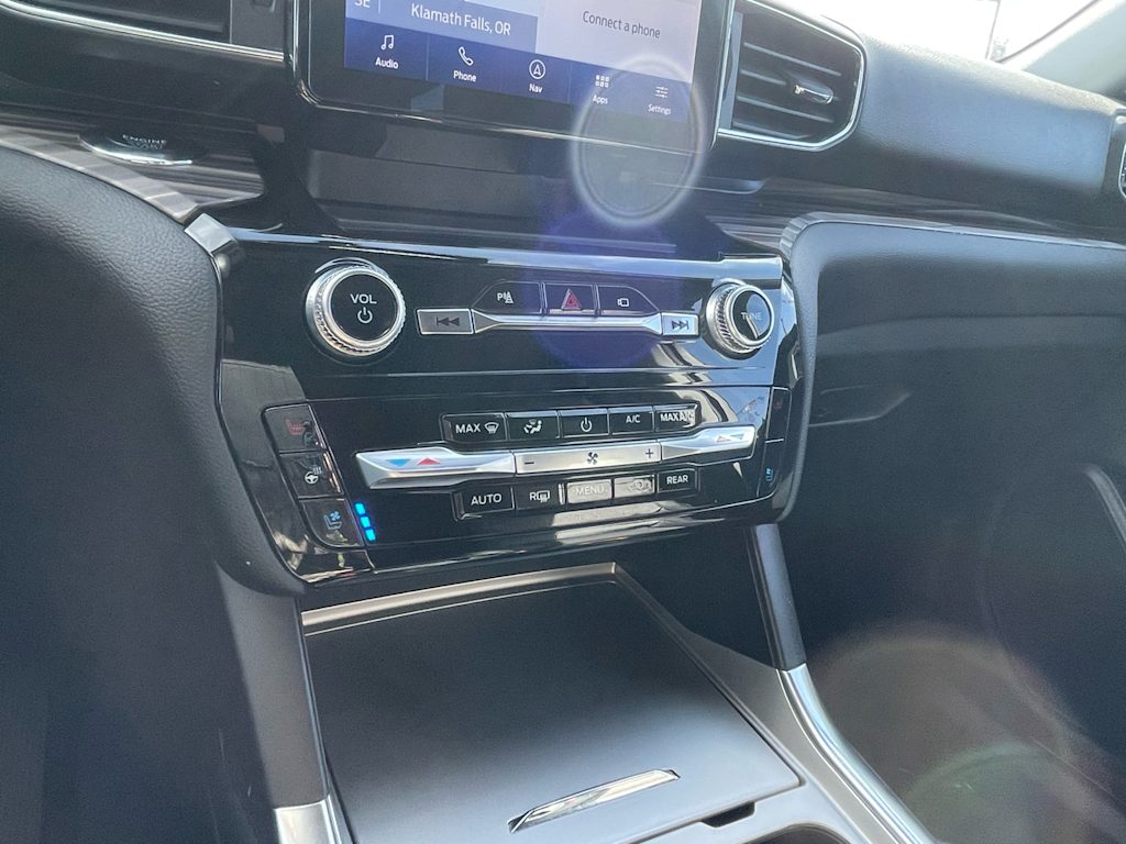 Thumbnail: 2023 Ford Explorer - 21