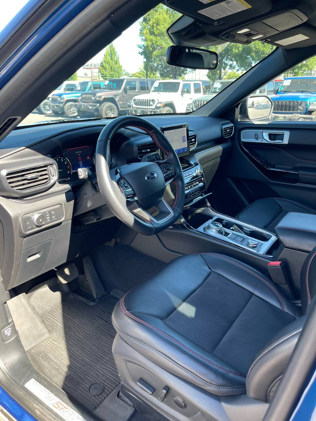 Thumbnail: 2022 Ford Explorer - 2
