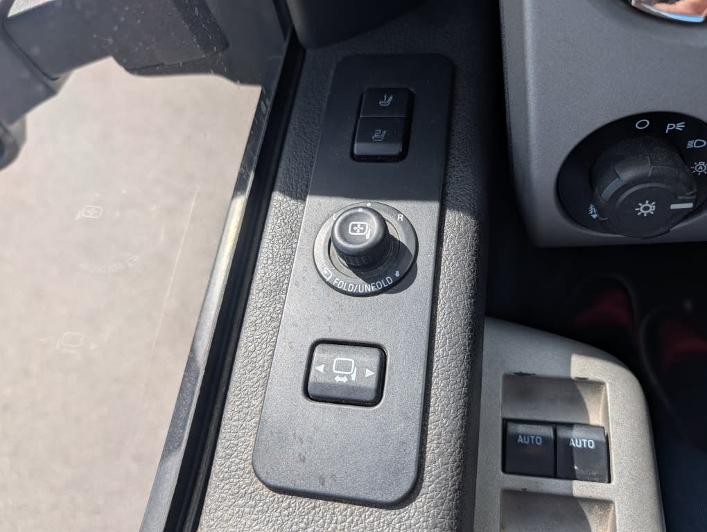 Thumbnail: 2015 Ford F-250 - 24