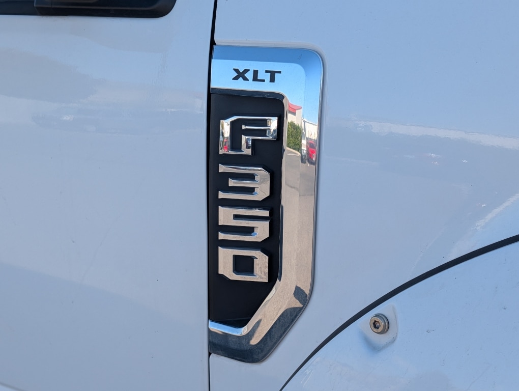 Thumbnail: 2022 Ford F-350 - 15