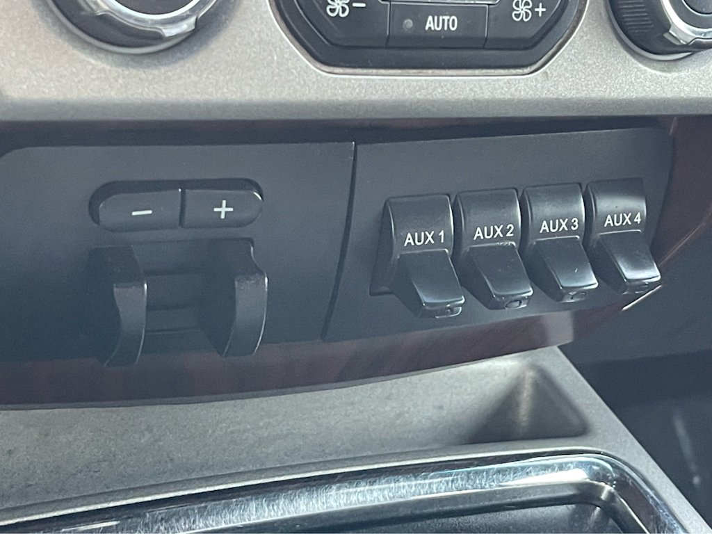 Thumbnail: 2015 Ford F-350 - 20