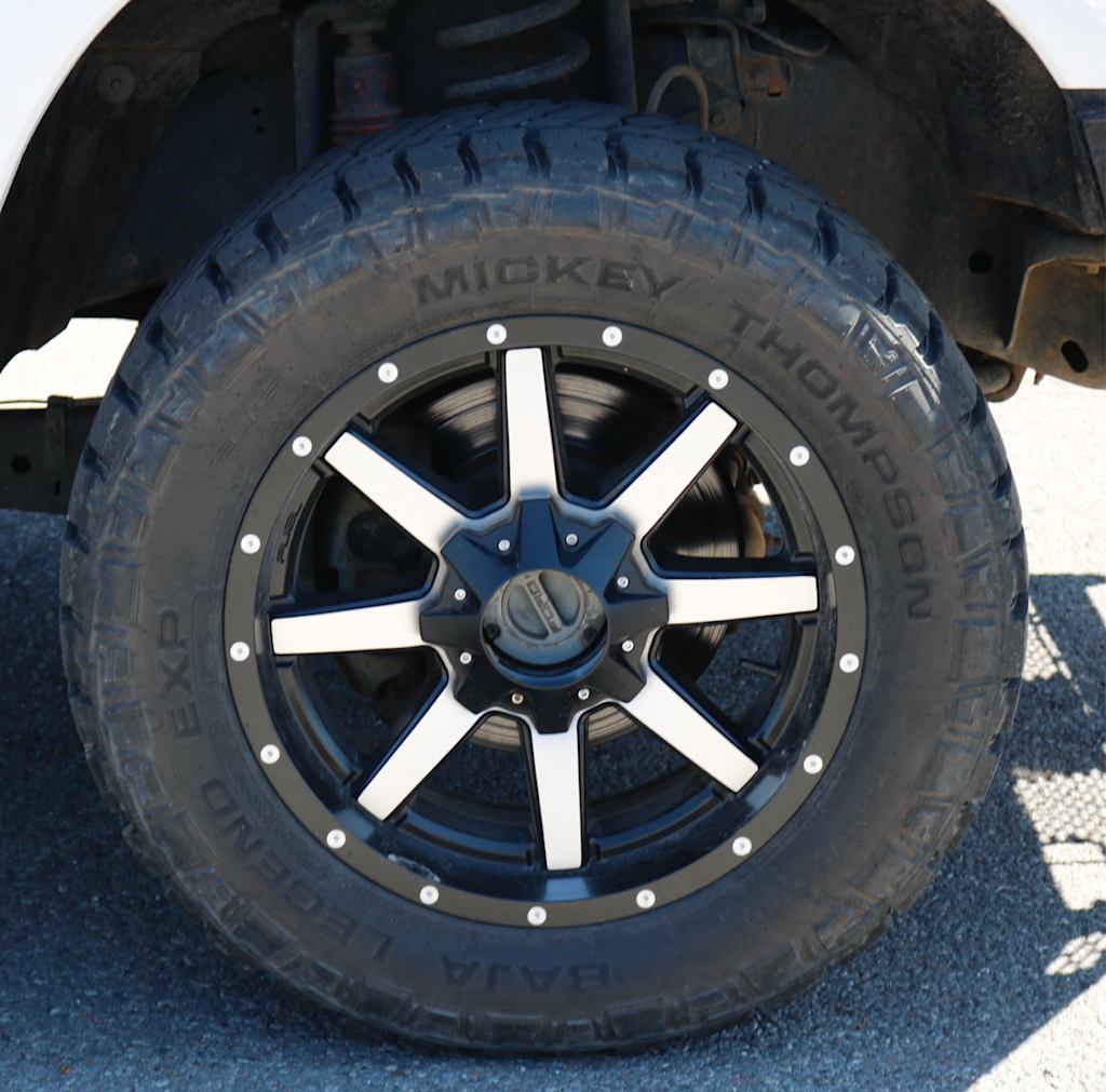 Thumbnail: 2015 Ford F-350 - 5