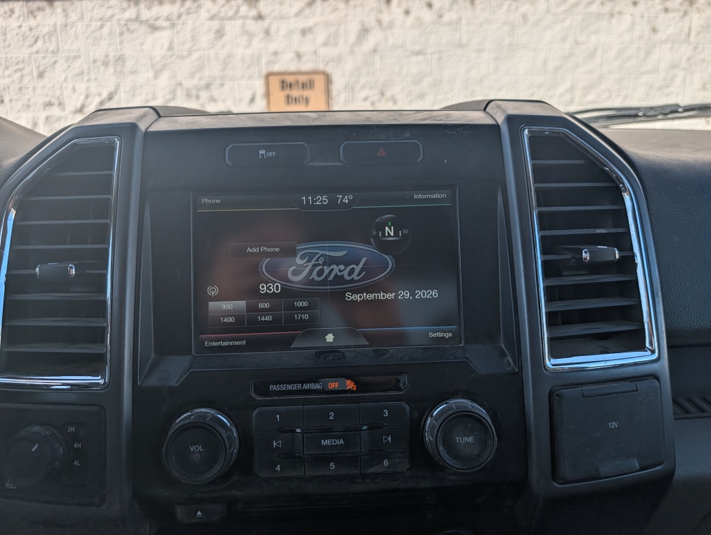 Thumbnail: 2015 Ford F-150 - 13