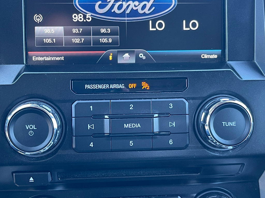 Thumbnail: 2015 Ford F-150 - 21