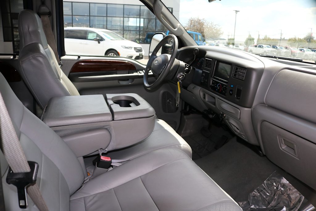 Thumbnail: 2004 Ford F-250 - 5
