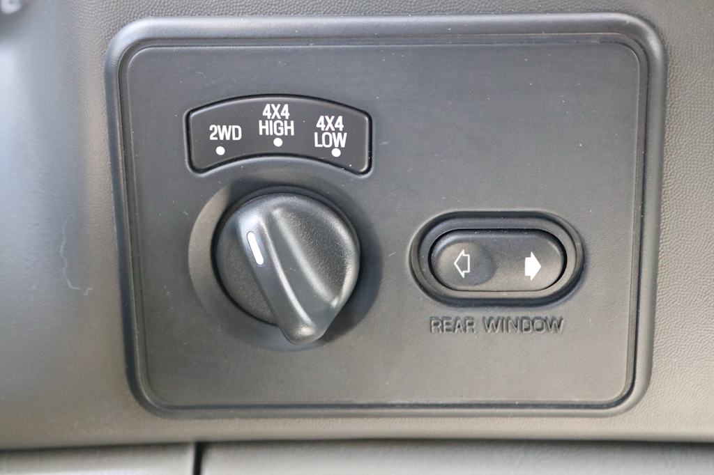 Thumbnail: 2004 Ford F-250 - 18