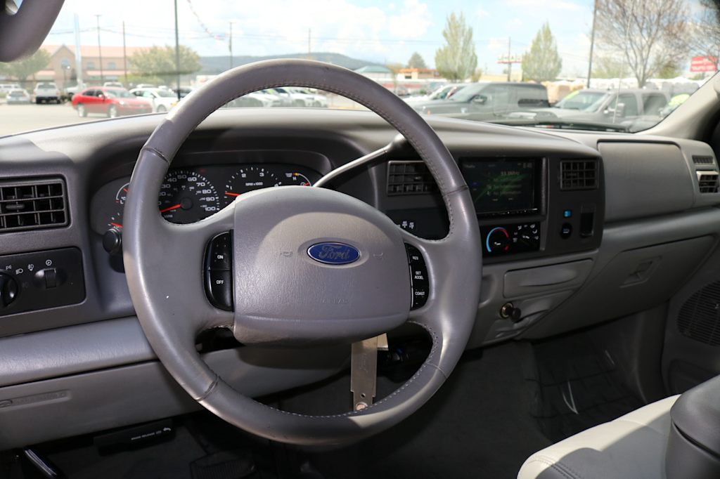 Thumbnail: 2004 Ford F-250 - 10