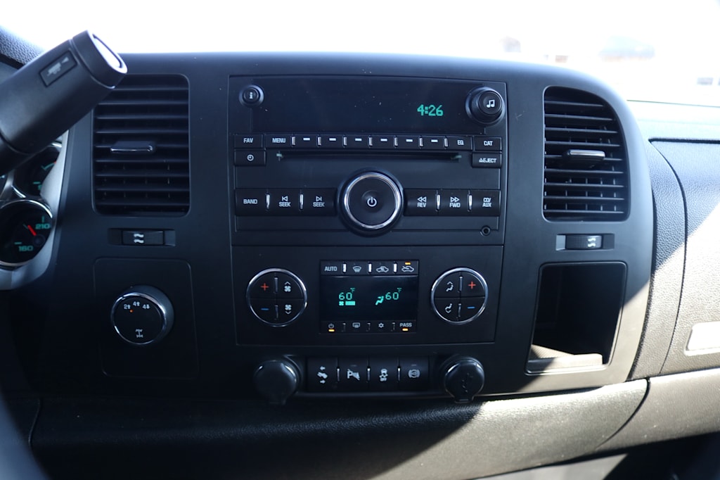Thumbnail: 2014 Chevrolet Silverado 3500 - 13