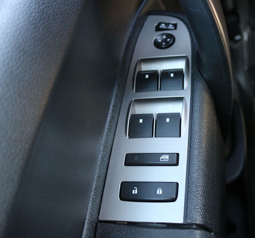 Thumbnail: 2014 Chevrolet Silverado 3500 - 26