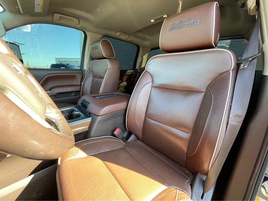 Thumbnail: 2018 Chevrolet Silverado 3500 - 8