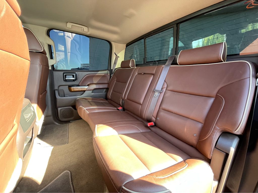 Thumbnail: 2018 Chevrolet Silverado 3500 - 25