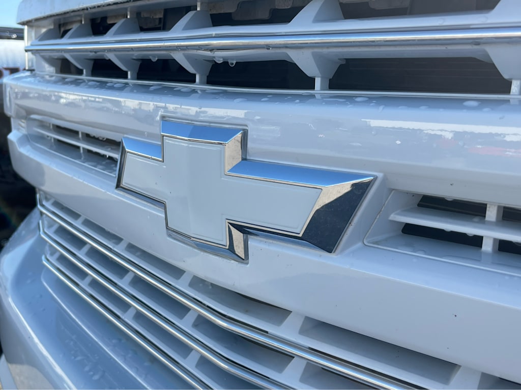 2021 Chevrolet Silverado 1500 RST 6
