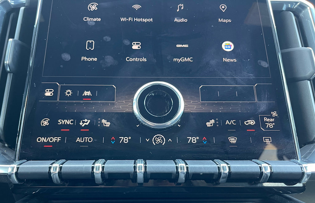 Thumbnail: 2024 GMC Acadia - 18