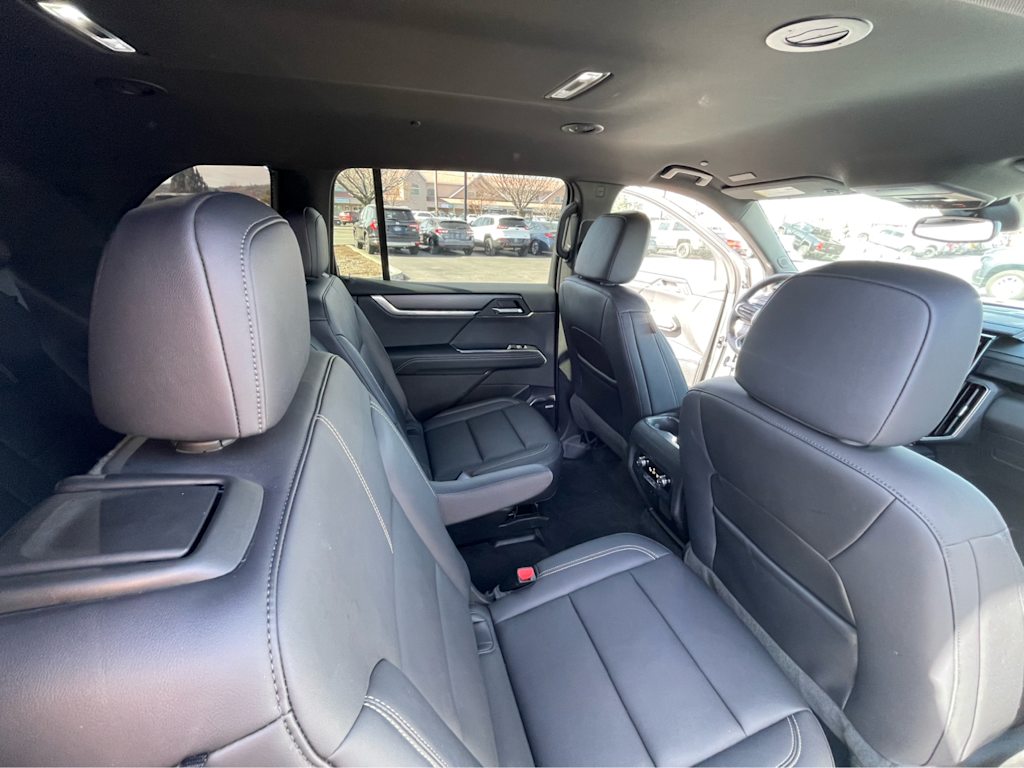 Thumbnail: 2024 GMC Acadia - 10