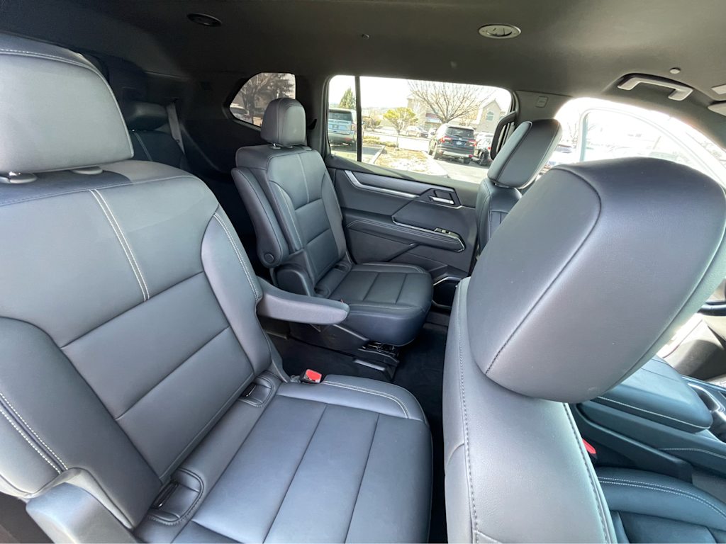 Thumbnail: 2024 GMC Acadia - 21