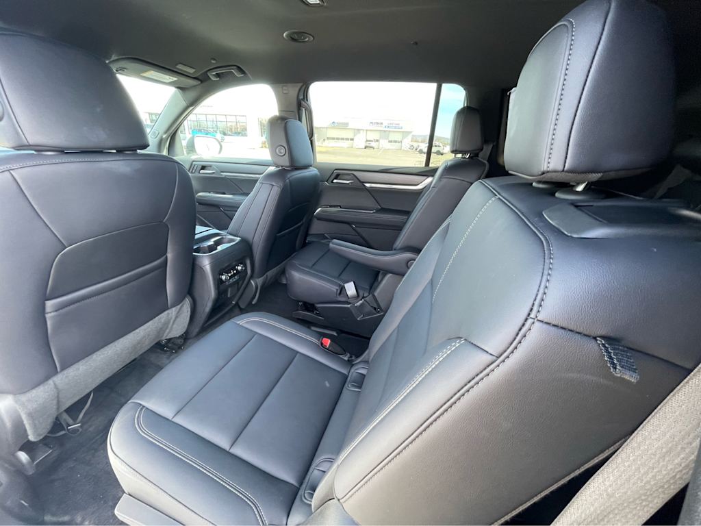 Thumbnail: 2024 GMC Acadia - 24