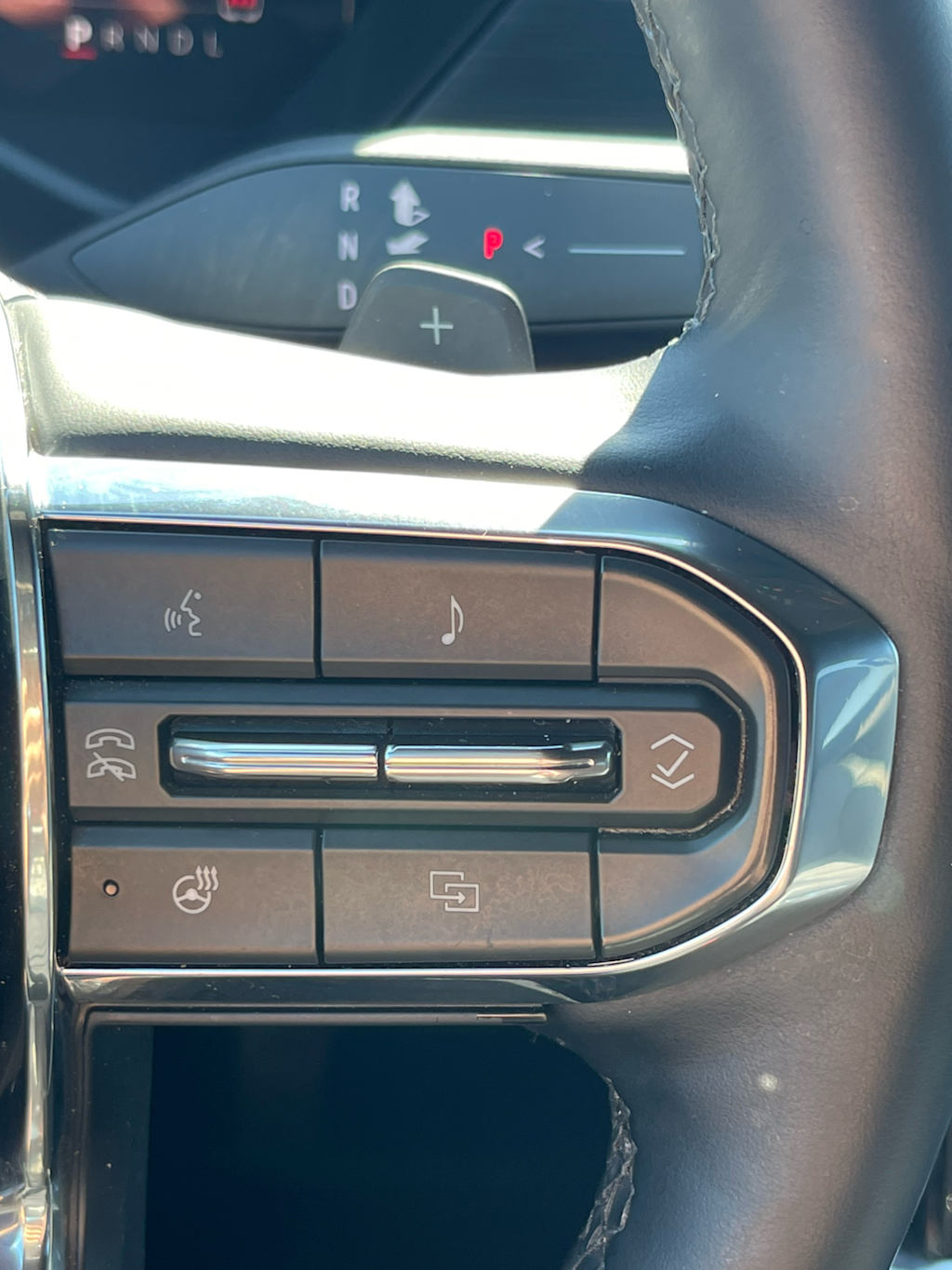 Thumbnail: 2024 GMC Acadia - 23