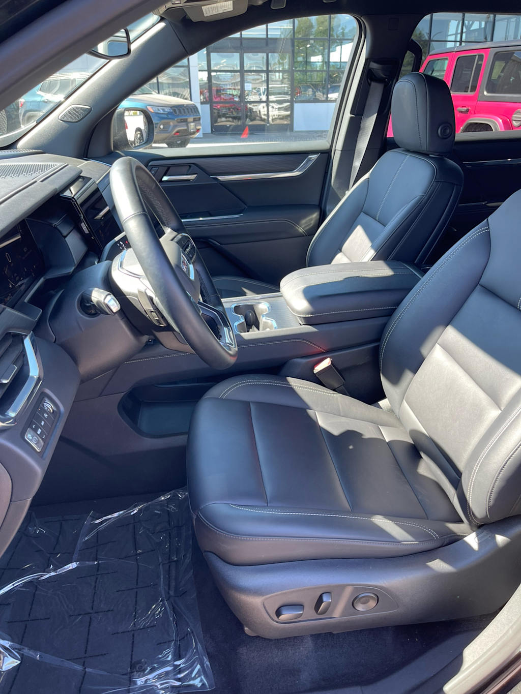 Thumbnail: 2024 GMC Acadia - 29