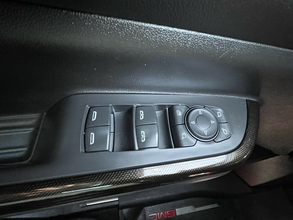 Thumbnail: 2021 GMC Acadia - 25