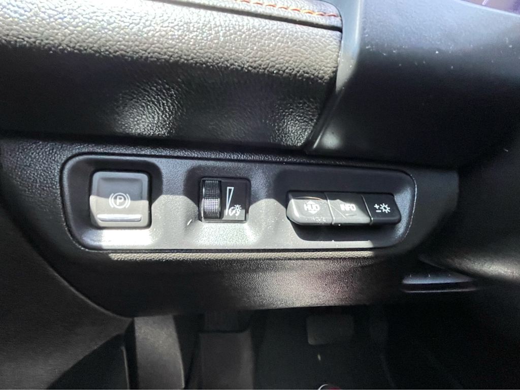 Thumbnail: 2021 GMC Acadia - 26