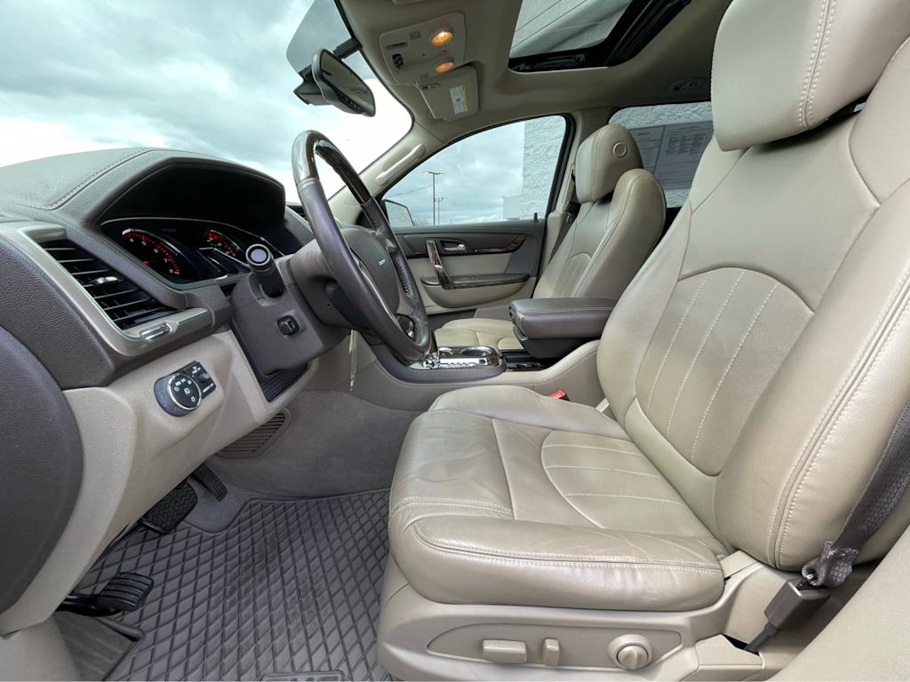 2016 GMC Acadia Denali 11