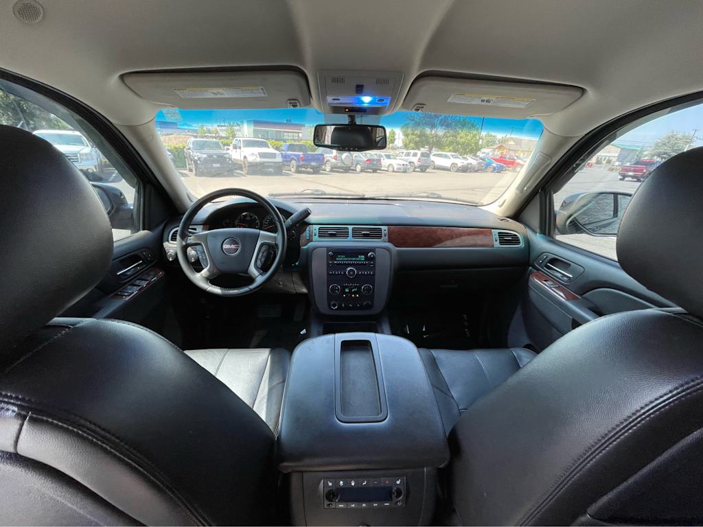 Thumbnail: 2011 GMC Yukon - 8