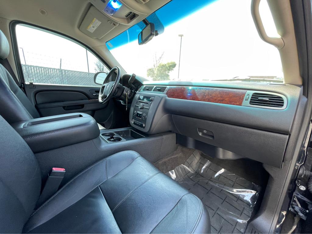 Thumbnail: 2011 GMC Yukon - 13