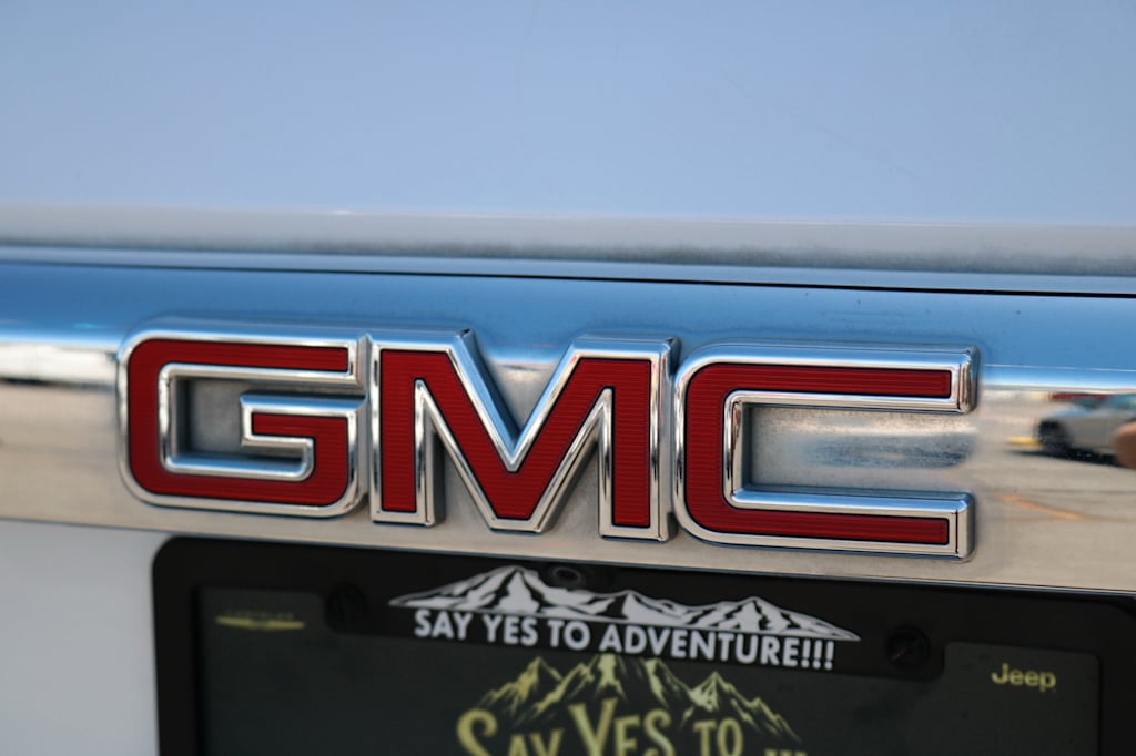 Thumbnail: 2019 GMC Yukon - 18