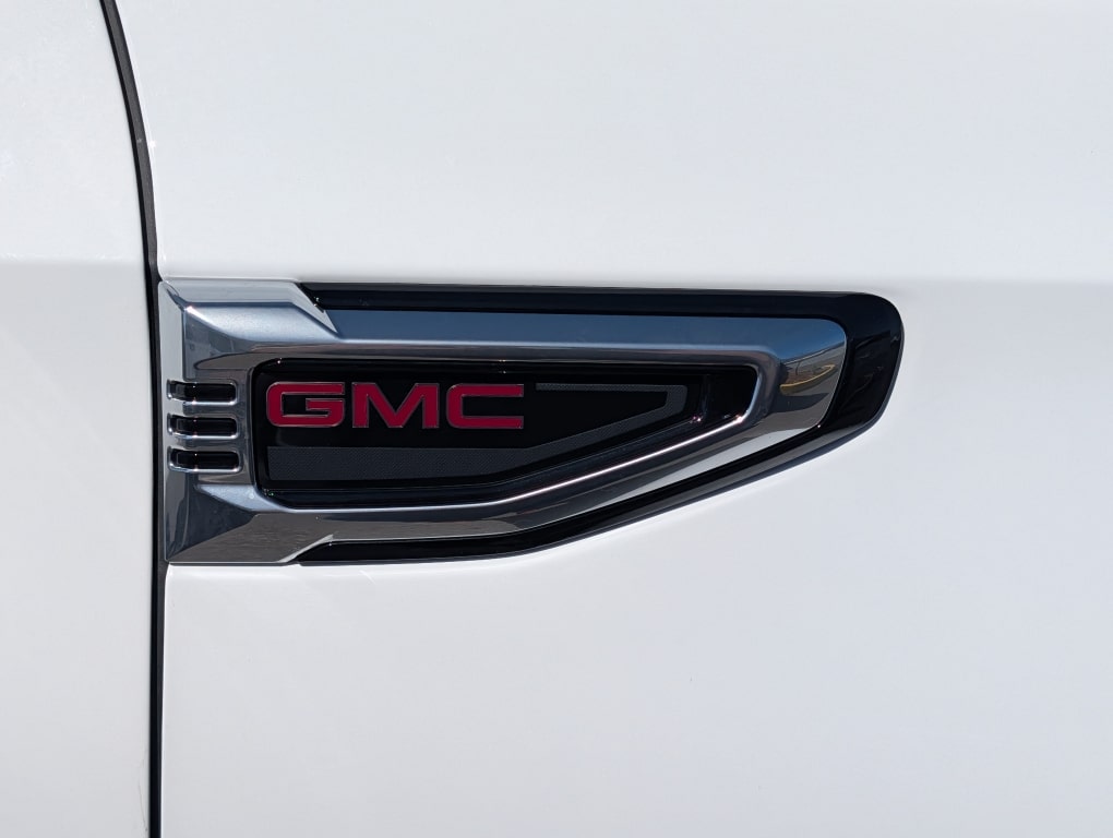 Thumbnail: 2025 GMC Yukon - 21
