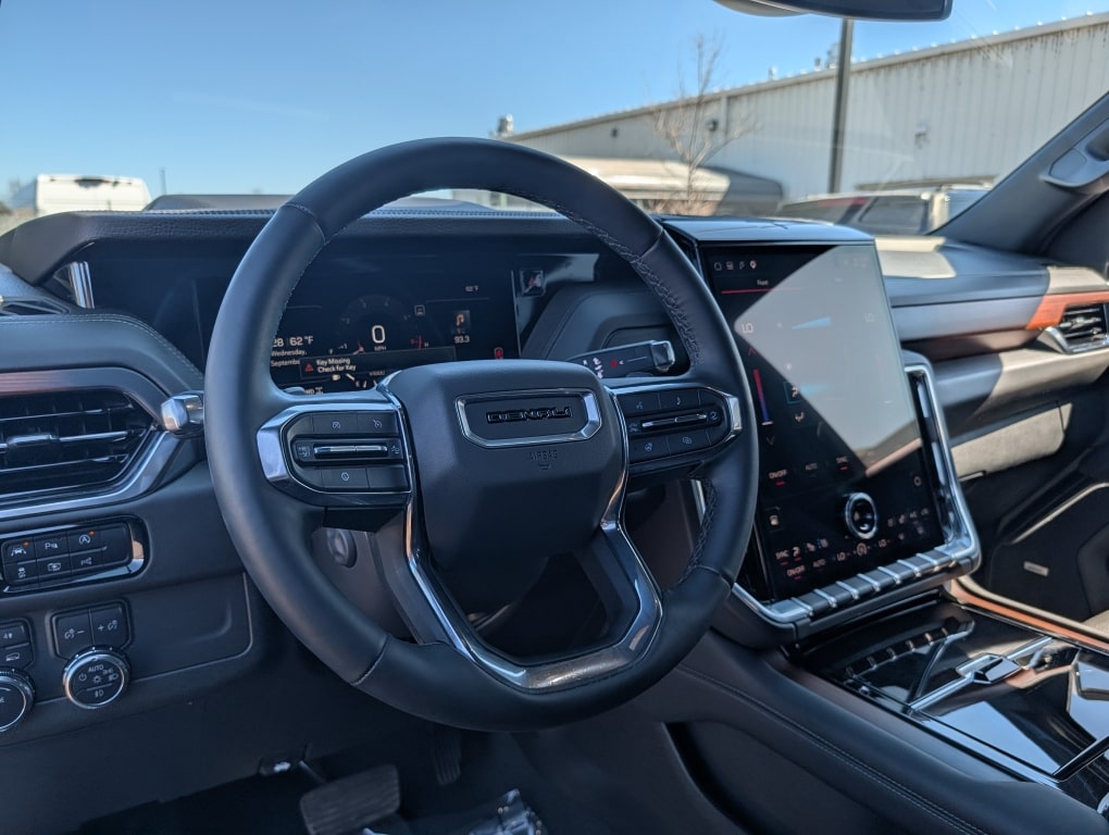 Thumbnail: 2025 GMC Yukon - 12