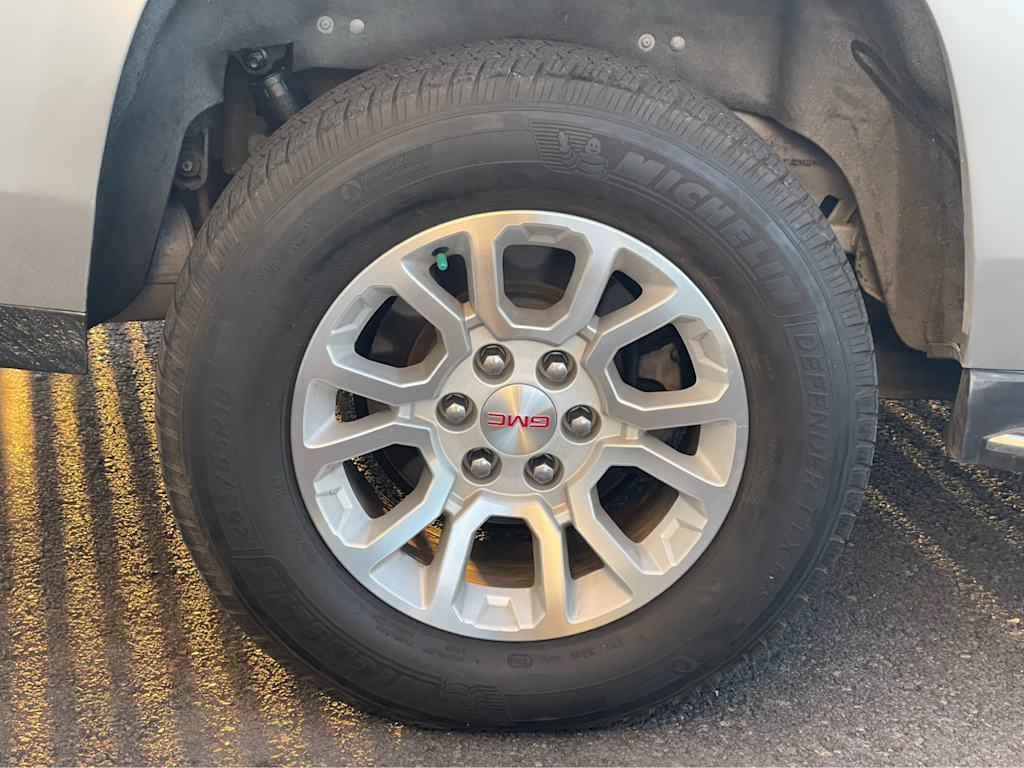 Thumbnail: 2019 GMC Yukon XL - 7